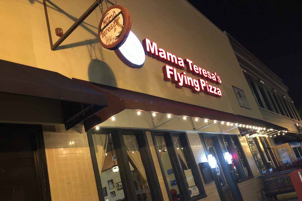 Mama Teresas Flying Pizza Stay Galveston 